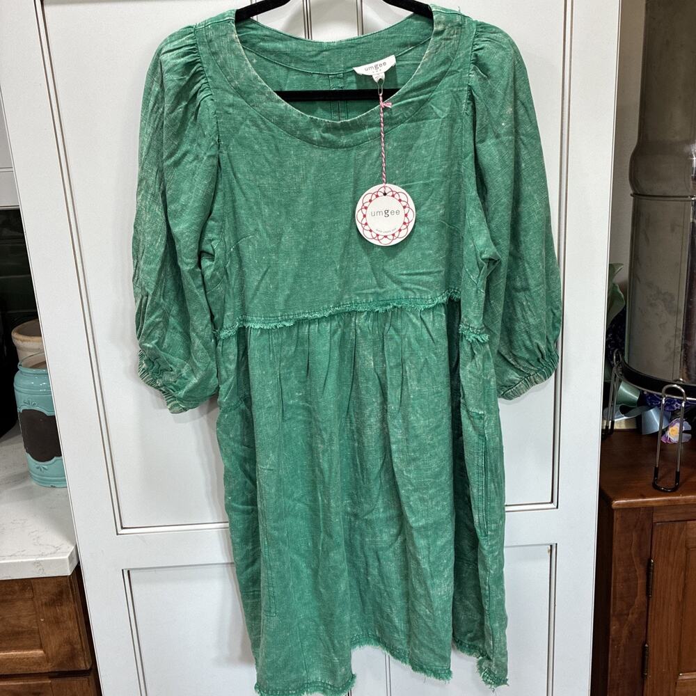 Umgee Short Sleeve Round Neck Ruffle Trim Green Dress w/ Pockets Sz S NWT LINEN